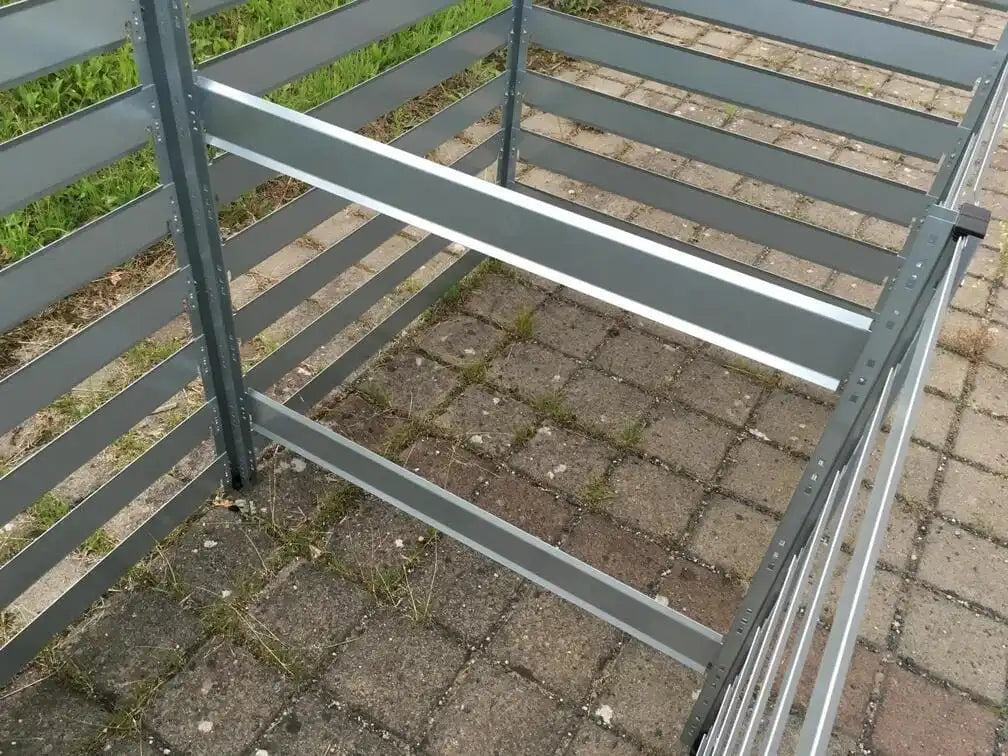 Anbauset für Komposter aus feuerverzinktem Metall mit 1000 Litern zusätzlichem Fassungsvermögen.