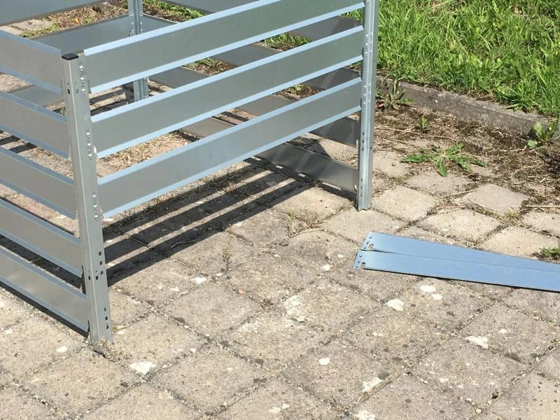 Biokomposter aus verzinktem Metall für den Garten